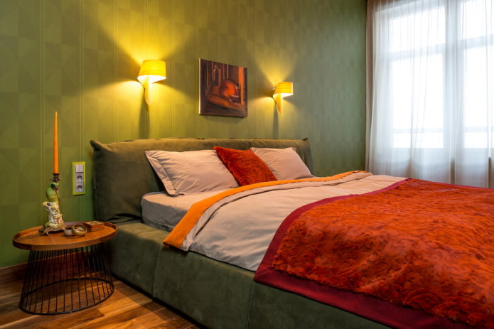 illuminazione dell'interno della camera da letto nei toni del verde