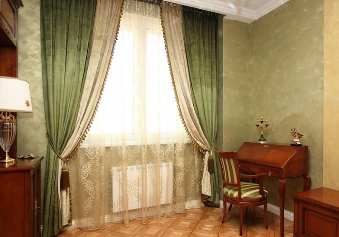 tende in velluto doppio con nappe