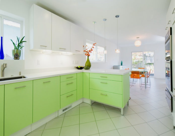 set da cucina angolare verde e bianco