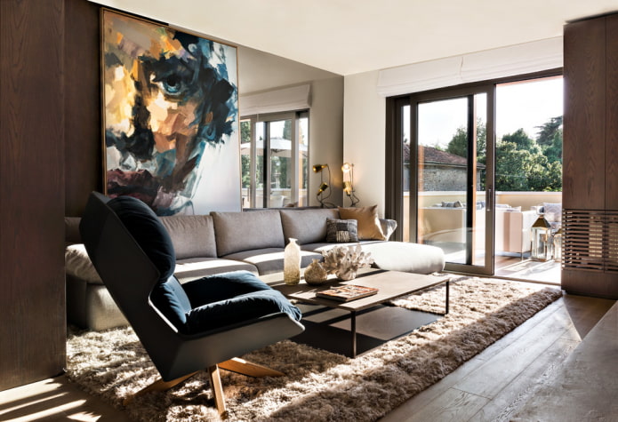 specchio nell'ingresso in stile moderno
