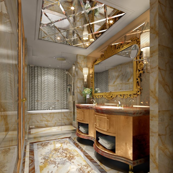 soffitto a specchio nell'interno del bagno