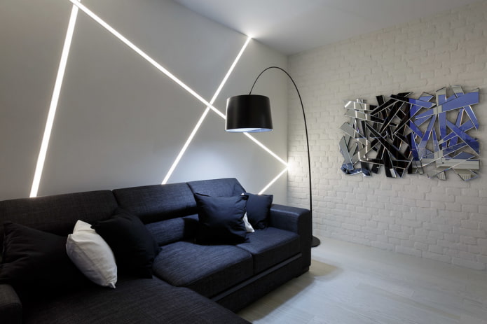 pannello a specchio all'interno dell'ingresso