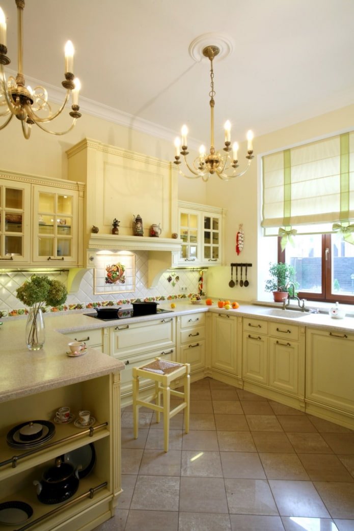 delicata cucina color limone in stile country