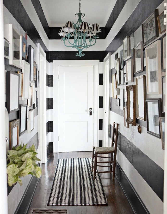 soffitto bianco e nero