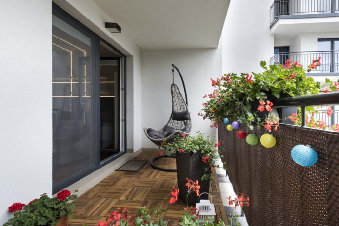 Pavimento in legno sul balcone