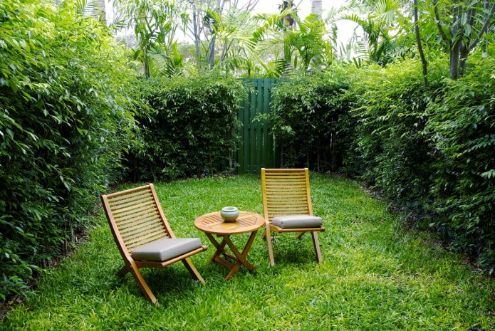 stanza verde in giardino